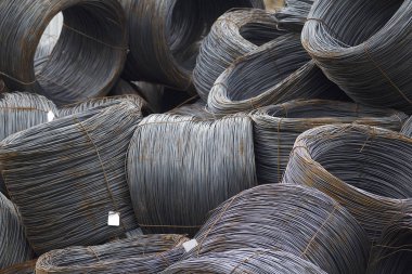 İnce metal takviye koyları metal ürünler depoda, Rusya içine yara