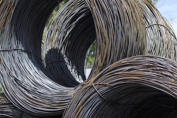 İnce metal takviye koyları metal ürünler depoda, Rusya içine yara