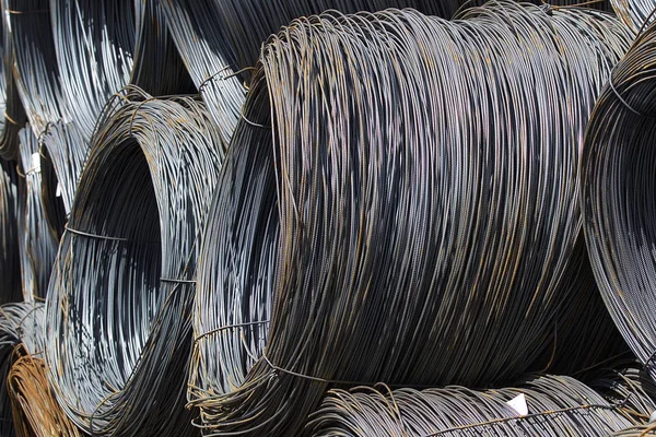 İnce metal takviye koyları metal ürünler depoda, Rusya içine yara