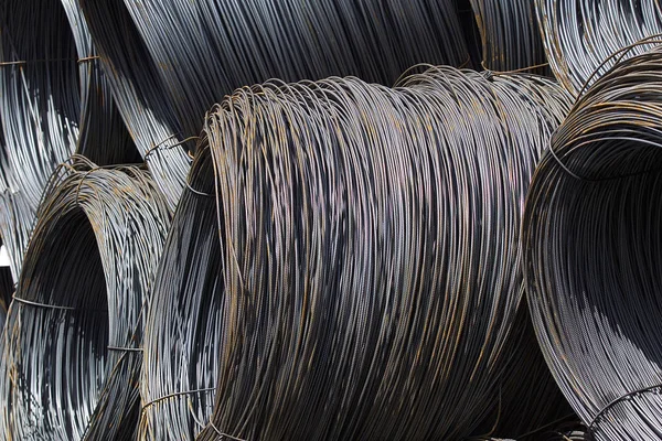 İnce metal takviye koyları metal ürünler depoda, Rusya içine yara