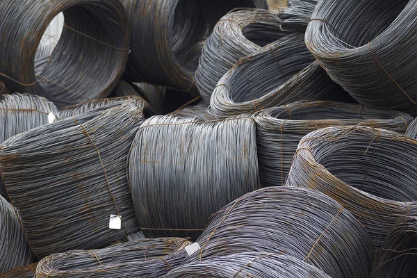 İnce metal takviye koyları metal ürünler depoda, Rusya içine yara