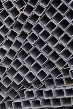 Metal ürünleri, Rusya depodaki paketlerine dikdörtgen kesit metal profil boru