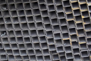 Metal ürünleri, Rusya depodaki paketlerine dikdörtgen kesit metal profil boru