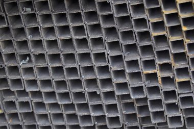 Metal ürünleri, Rusya depodaki paketlerine dikdörtgen kesit metal profil boru