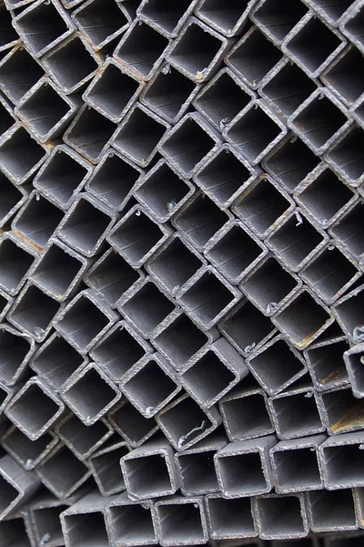 Metal ürünleri, Rusya depodaki paketlerine dikdörtgen kesit metal profil boru