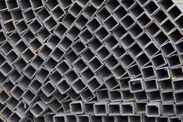 Metal ürünleri, Rusya depodaki paketlerine dikdörtgen kesit metal profil boru