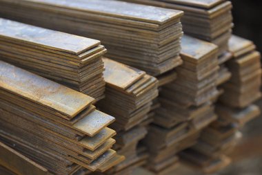 Metal profil şerit depodaki paketlerine metal ürünleri, Rusya Federasyonu