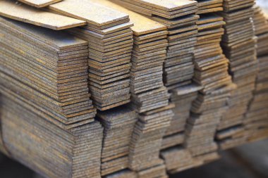 Metal profil şerit depodaki paketlerine metal ürünleri, Rusya Federasyonu