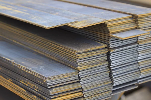 Metal profil şerit depodaki paketlerine metal ürünleri, Rusya Federasyonu