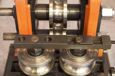 Hadde makineleri, makine aletleri ve rulo çeşitli metal unsurları