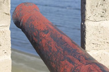 Savunma silah eski kale, Kıbrıs adasında antik toplar