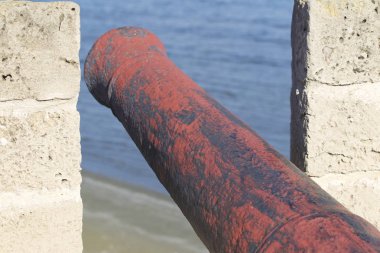 Savunma silah eski kale, Kıbrıs adasında antik toplar