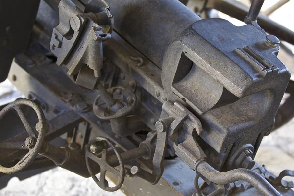 Savunma silah eski kale, Kıbrıs adasında antik toplar