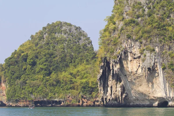 Malerische Felsen der Eisenbahnhalbinsel, Thailand — Stockfoto