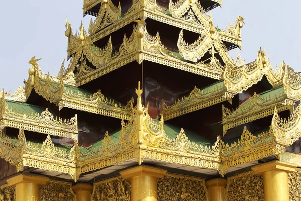 Βουδιστικός ναός περίπλοκη Σβενταγκόν είναι ένα ιστορικό σύμβολο του Βουδισμού, Μιανμάρ — Φωτογραφία Αρχείου