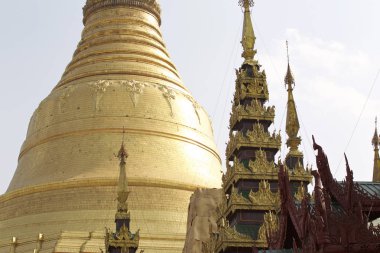 Budist tapınağı karmaşık Shwedagon Budizm, Yangon, Myanmar tarihsel bir semboldür