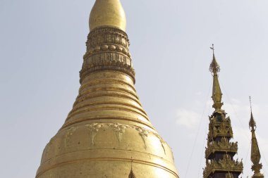 Budist tapınağı karmaşık Shwedagon Budizm, Yangon, Myanmar tarihsel bir semboldür