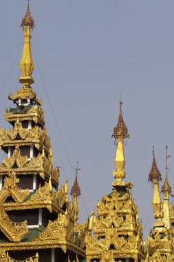 Budist tapınağı karmaşık Shwedagon Budizm, Yangon, Myanmar tarihsel bir semboldür