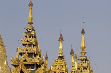 Budist tapınağı karmaşık Shwedagon Budizm, Yangon, Myanmar tarihsel bir semboldür