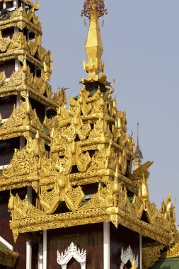 Budist tapınağı karmaşık Shwedagon Budizm, Yangon, Myanmar tarihsel bir semboldür