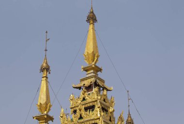 Budist tapınağı karmaşık Shwedagon Budizm, Yangon, Myanmar tarihsel bir semboldür