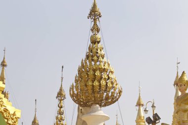 Budist tapınağı karmaşık Shwedagon Budizm, Yangon, Myanmar tarihsel bir semboldür