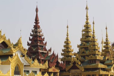 Budist tapınağı karmaşık Shwedagon Budizm, Yangon, Myanmar tarihsel bir semboldür