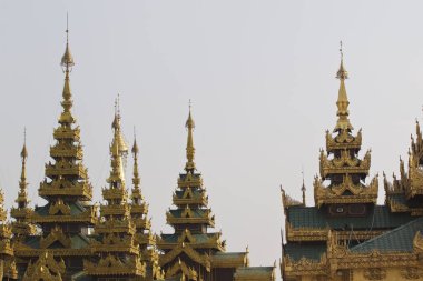 Budist tapınağı karmaşık Shwedagon Budizm, Yangon, Myanmar tarihsel bir semboldür
