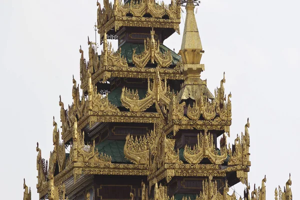 Buddhistische Tempelanlage shwedagon ist ein historisches Symbol des Buddhismus, Myanmar — Stockfoto