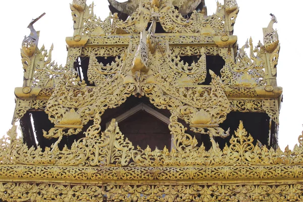 Complexo de templo budista Shwedagon é um símbolo histórico do budismo, Mianmar — Fotografia de Stock