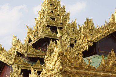 Budist tapınağı karmaşık Shwedagon Budizm, Yangon, Myanmar tarihsel bir semboldür