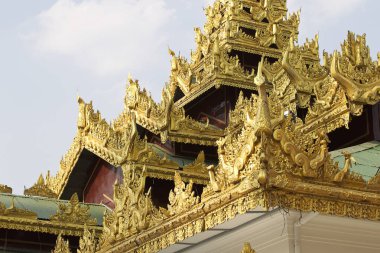 Budist tapınağı karmaşık Shwedagon Budizm, Yangon, Myanmar tarihsel bir semboldür