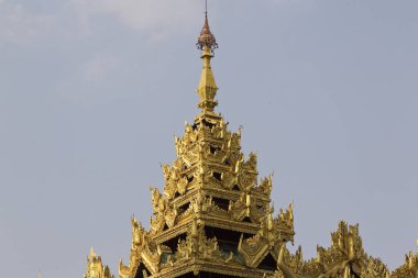 Budist tapınağı karmaşık Shwedagon Budizm, Yangon, Myanmar tarihsel bir semboldür