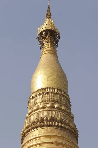 Buddhistický chrám komplexní Shwedagon je historickým symbolem buddhismu, Myanmar — Stock fotografie