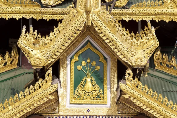 Buddhistische Tempelanlage shwedagon ist ein historisches Symbol des Buddhismus, Myanmar — Stockfoto