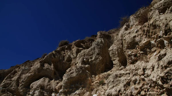Kıbrıs Rum Kesimi 'nin Pissouri tatil beldesi kıyı manzarası — Stok fotoğraf