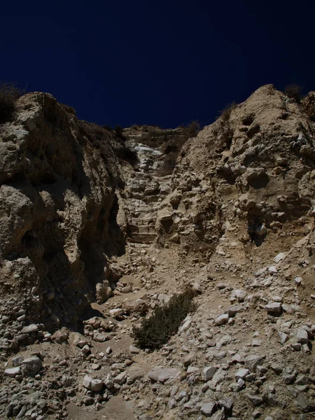 Kıbrıs Rum Kesimi 'nin Pissouri tatil beldesi kıyı manzarası — Stok fotoğraf