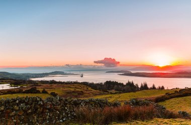 Günbatımı Arran için Cyde üzerinde