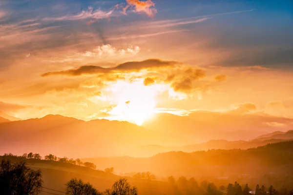 Explosion in the sky Over Crieff Perthshire while bathed in mist — Stock Photo, Image