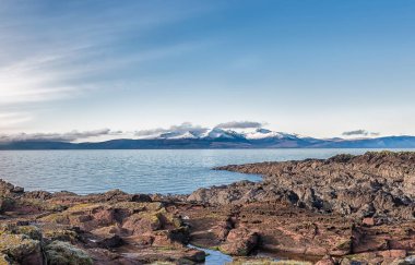 Soğuk bir günde kar Topped Arran Hills