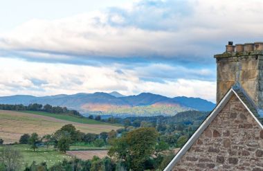 Ben Chonzie ve Crieff İskoçya ötesinde