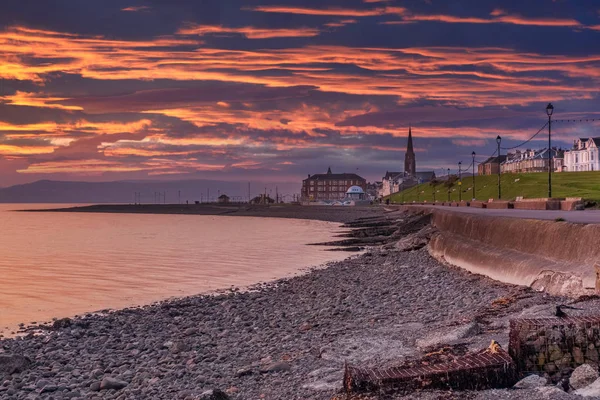 Cidade Largs Situa Firth Clyde Costa Oeste Escócia Olhando Calçadão — Fotografia de Stock