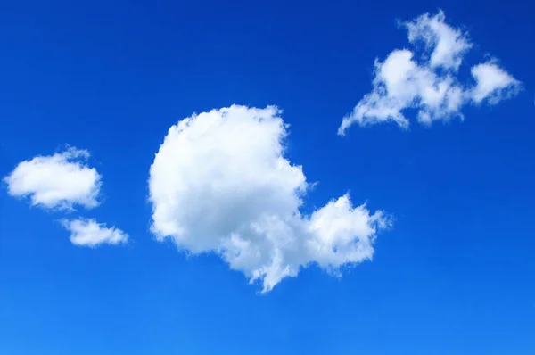 Небо с облаками — стоковое фото