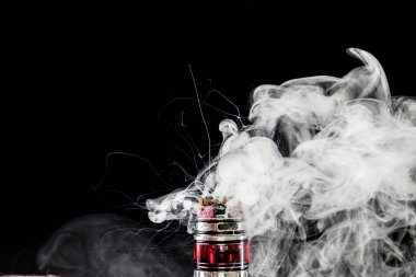 Buharlaştırıcı tank ile Buhar bulutu