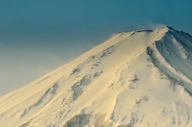 Mt. Fuji kontör sabahın erken saatlerinde kapatın