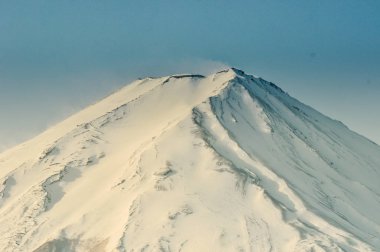 Mt. Fuji kontör sabahın erken saatlerinde kapatın