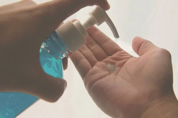 Sıhhi Tesisat Mikrop Önleme Önleyici Konsept Covid Durumu Için Hand — Stok fotoğraf