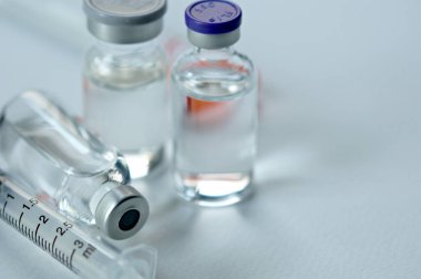 Aşı enjeksiyonuna, kanser tedavisine, ağrı tedavisine hazır olup yasadışı kullanım, sağlık sigortası ve tıbbi konsept aşısı için de kullanılabilir..