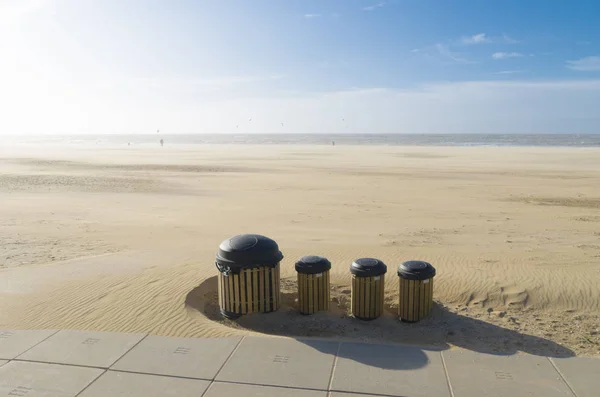 Dust bins on beach — Stock Photo, Image
