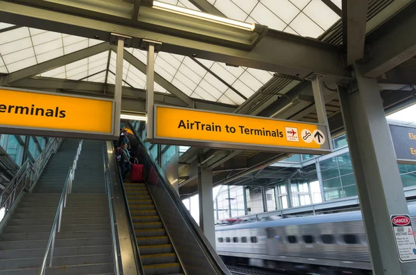 Newark liberty stazione aeroportuale internazionale — Foto Stock